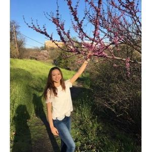 Meet your Posher, Nicole